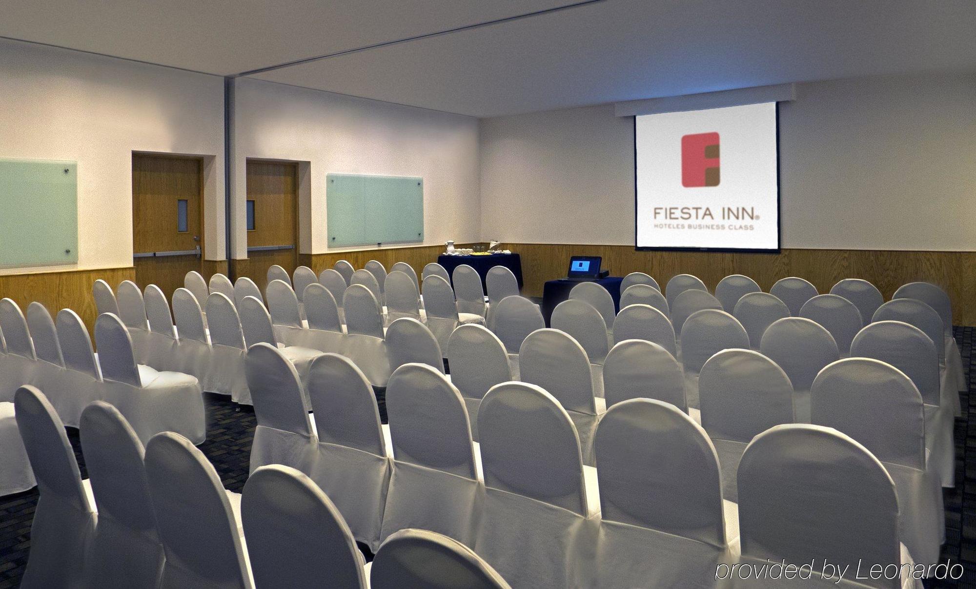 Fiesta Inn León Zakenleven foto