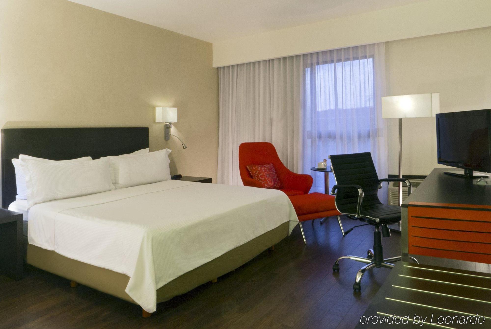 Fiesta Inn León Kamer foto